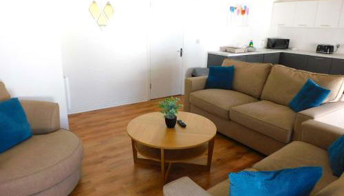 No 5 - Modern 2 bedroom Apartment in Lanark Town Centre - Foto 3