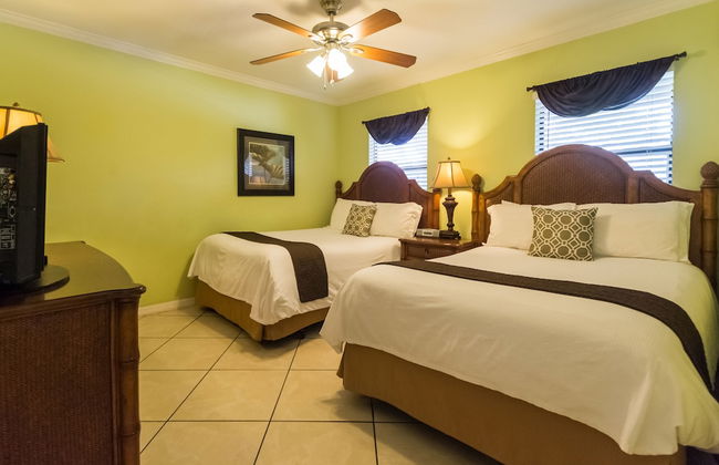 Tropical Beach Resorts - Photo 5