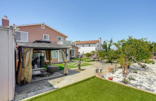 Bay and Hill Views Modern Hercules Home - Foto 29