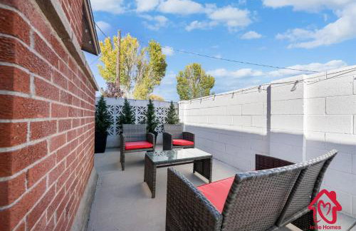 ValleyVibe: Modern Comfort in North Valley - an Irvie Home - Foto 28