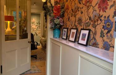 Eskbank Villa near Edinburgh - Photo 2