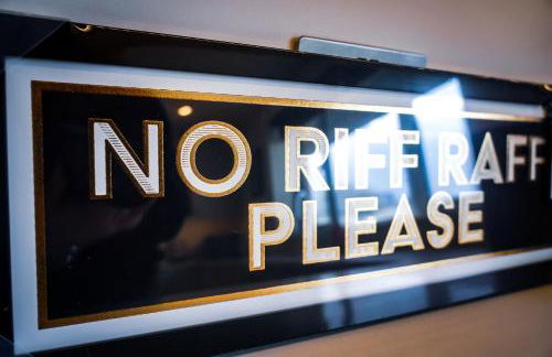 Moonlight Lodge - 4 bedroom Barn with Hot Tub! - Foto 63