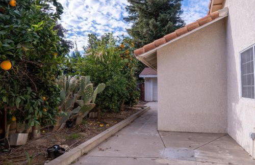 Modern Merced Haven near Merced College and UC Merced - Foto 5