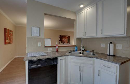 Mins to Blessing Hospital, Miss River, Country Club - Foto 4