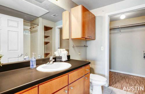 Space for 8 Near Downtown Easy Walk to UT Campus - Foto 18