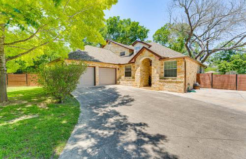 Home Gym, Office + Dock! Seguin Riverfront Retreat - Foto 43