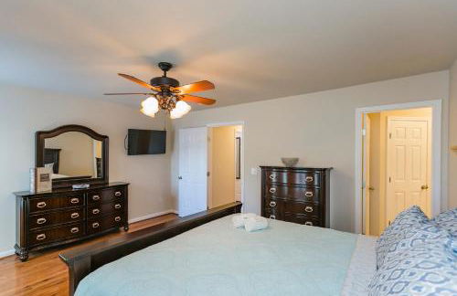 Huge Home For Groups Near Downtown - Foto 72