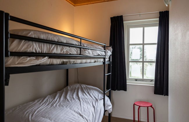 Modern 6-person Chalet in the Frisian Countryside, 3 Bedrooms and Wifi - Foto 7