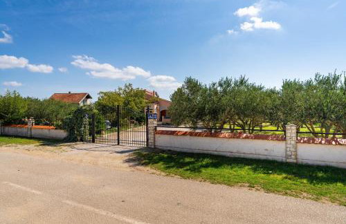 MY DALMATIA - Holiday home Nadalina with private pool and jacuzzi - Photo 58