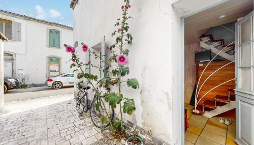 2 Bedroom Amazing Home In Ars-En-Ré - Foto 2