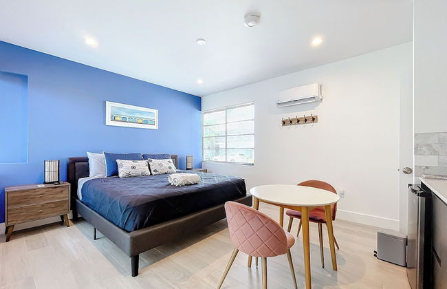 Los Patios Home Suites - Photo 5