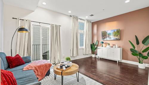 Luxury 3BR Rooftop Apartment Walk to MET and Metro - Foto 2