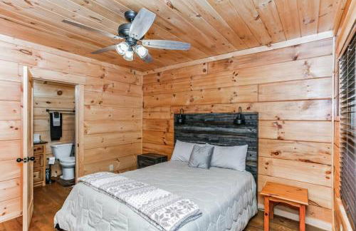 Brand New 2BR2BA Cabin Cherry Log Big Hot Tub Views - Foto 23