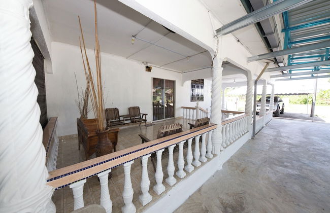 OYO 90990 Sri Tempurung Homestay - Foto 2