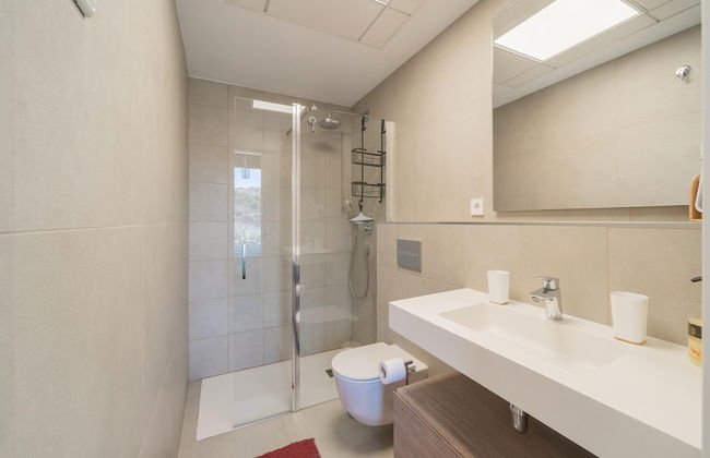 Villajoyosa Home With Shared Pool - Foto 23