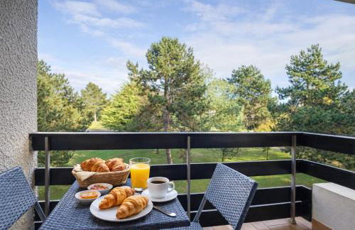 Appartement deux pièces élégant avec Vue sur Parc - Plage & Centre-Ville à Pied - Photo 6