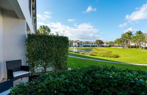 Newly Renovated Delray Beach Townhome - Photo 22