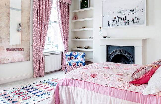 Exquisite Designers Abode - Photo 5