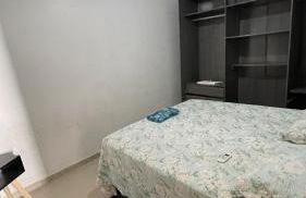 Casa Grande com 2 quartos e 3 camas com AR CONDICIONADO nos dois quartos - Foto 4