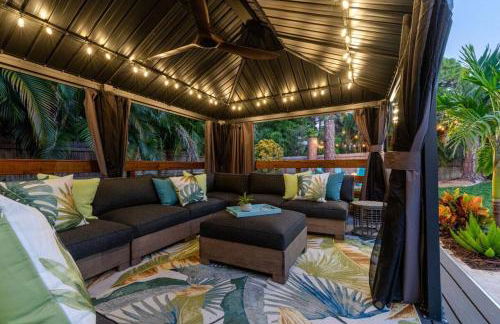 Tropical Oasis, 5 Mins to Beach - Foto 46