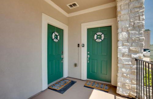 Lake Conroe Waterfront Home Patio and Shared Pool! - Photo 27