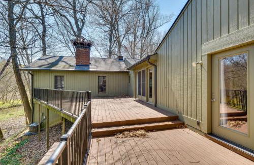 Spacious Prospect Cottage with Deck and Scenic Views - Foto 25