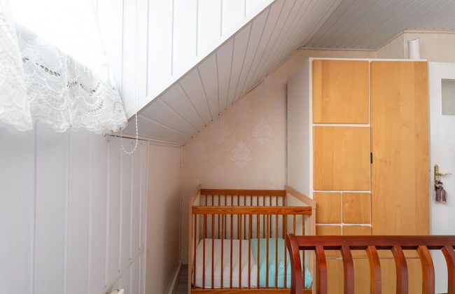 Vlissingen Home Near the Beach - Photo 4