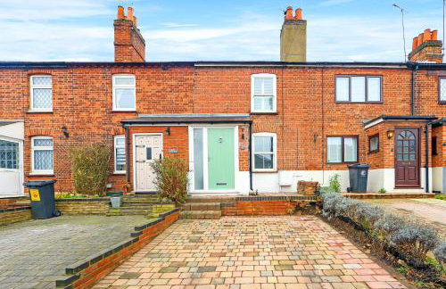 Modern cottage! 5 mins from central line! - Foto 15