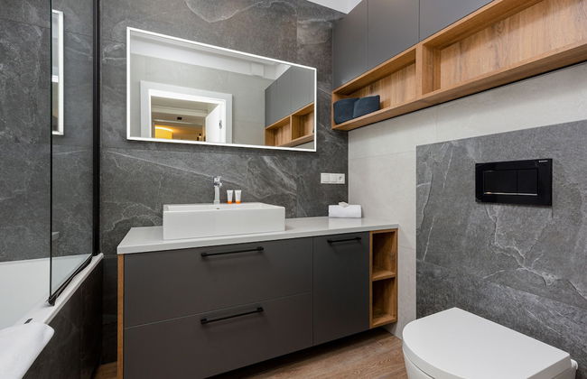 Warsaw Apartment Szajnowicza by Renters - Photo 29