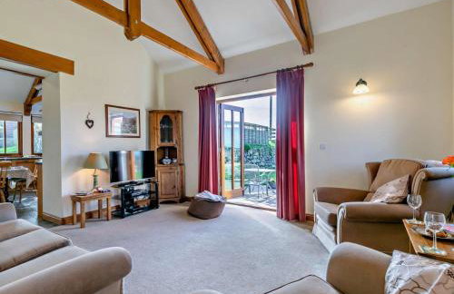 1 Bed in Helston oc-boder - Photo 12