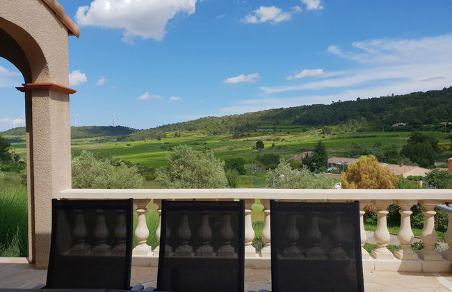 Villa With Heated Pool, Jacuzzi, Sports Field and Stunning Views - Photo 37