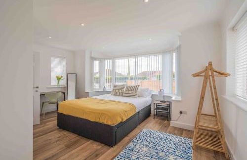 Luxe Ocean+playroom+Seascape - Photo 2