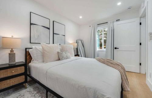 Brand New Apt w Parking Blocks from Downtown- B - Foto 13