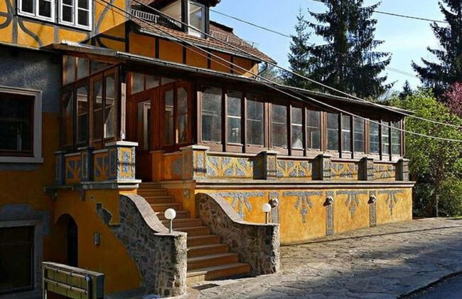 Exclusive Apartment in an art Nouveau Villa - Foto 29