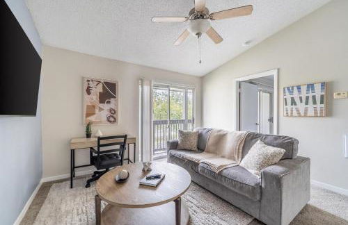 Landing Stylish 1BD Gym Tennis Court - Foto 1