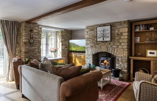 Old Stable Cottage - Photo 2