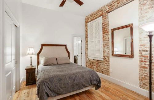 The Burgundy House #2 steps to the French Quarter - Foto 18