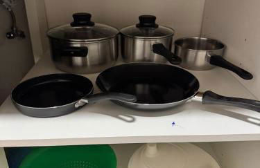 Near Messe, Airport, City Center with Private Garden and Parking - Foto 20