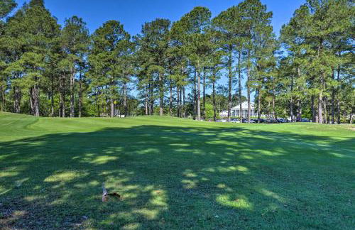 Dog-Friendly Condo with Resort Perks in Calabash! - Foto 21