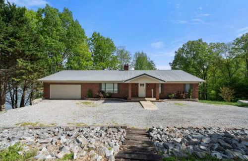 Lake Barkley Retreat - Newly Renovated - 5 BR - Foto 55