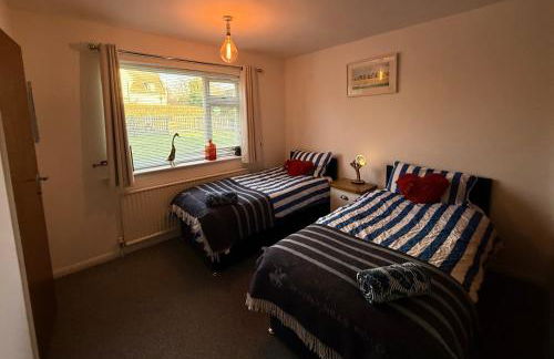 Shore Lodge Beachfront Escape, Sleeps 8, 4BR - Foto 7