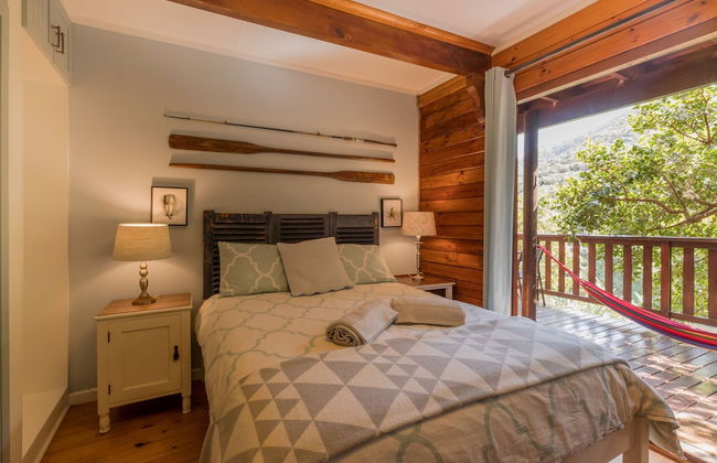 Ballots Bay Treehouse by HostAgents - Photo 12