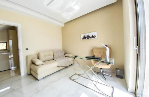 Presidential Beach Villa - Photo 41