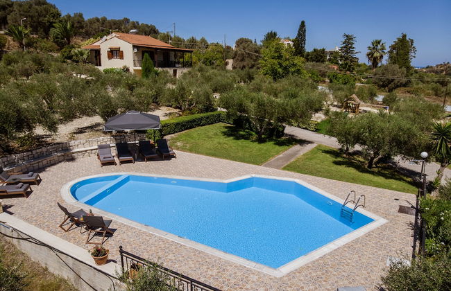 Villas Lefkothea - Photo 35