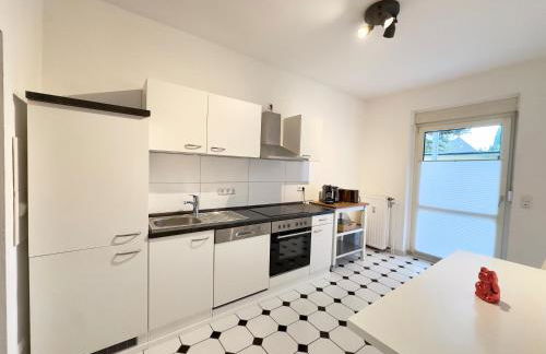 Möbliert-nahe STARLIGHT EXPRESS in Bochum -WLAN-Netflix-Loggia oder Terrasse - Foto 32