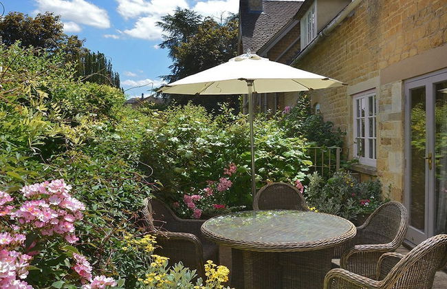 Wychwood Cottage - Photo 8