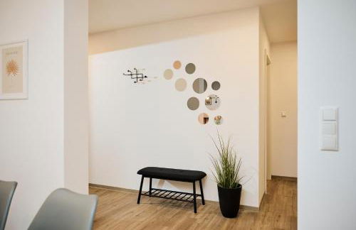 Rent4Living Apartments WLAN I kostenfreie Tiefgarage I Therme 5 Minuten zu Fuß I Barrierearm - Photo 75