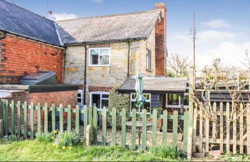 Cheerful, bright, cosy period cottage with hot tub - Foto 35