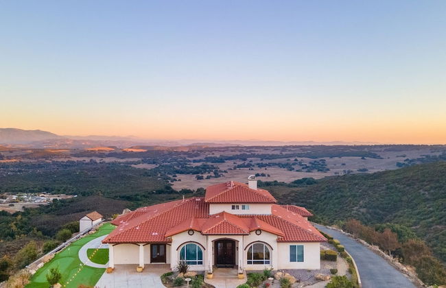 Colina by Avantstay Secluded Mountain Top Oasis w Pool Hot Tub Putting Green - Foto 54