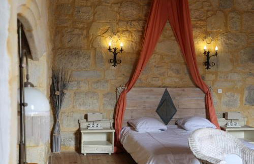 Château de Saint Chamarand - L'AILE Renaissance & LA TOUR médiévale - Foto 31